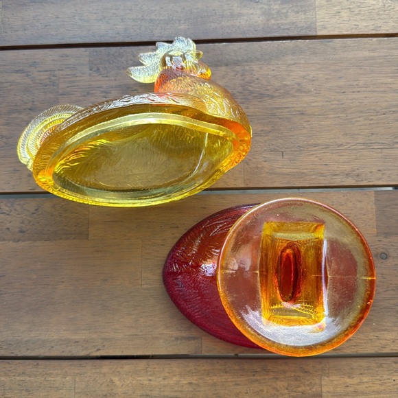 Vintage Red Amber Indiana glass Rooster candy dish. Very unique! - Picture 3 of 6